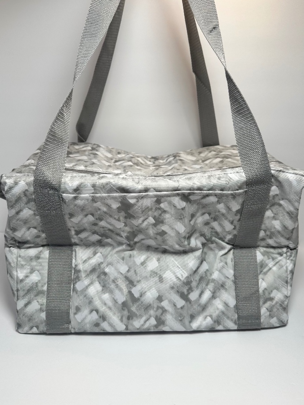 Thirty-One Fresh Market Thermal Bag NWT Large Insulated Cooler Expandable Grey